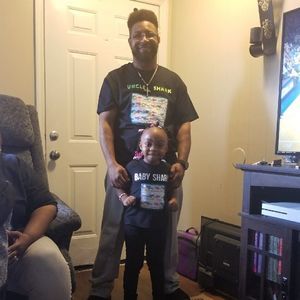 Meet your Posher, Antonio stone